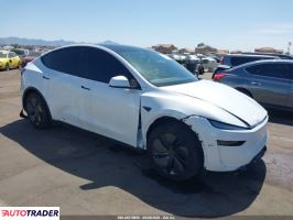 Tesla Model Y 2026