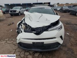Toyota C-HR 2019 2 Toyota C-HR 2019 2