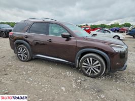 Nissan Pathfinder 2022 3