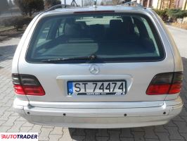 Mercedes E-klasa 2002 2.1 142 KM