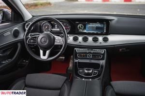 Mercedes E-klasa 2018 2.0 147 KM