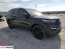 Ford Explorer 2023 3