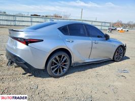 Lexus IS 2025 3
