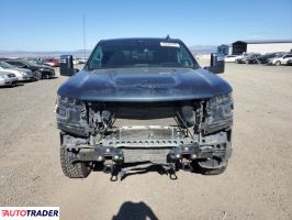 Chevrolet Silverado 2020 3