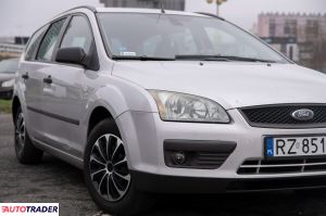 Ford Focus 2006 1.6 90 KM