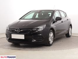 Opel Astra 2020 1.2 108 KM