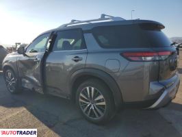 Nissan Pathfinder 2022 3