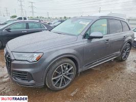 Audi Q7 2021 3