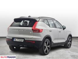 Volvo XC40 2021 1.5 180 KM