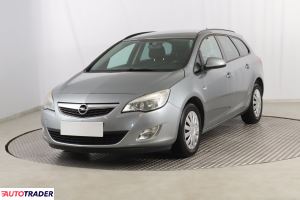 Opel Astra 2011 1.7 108 KM Opel Astra 2011 1.7 108 KM