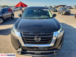 Nissan Pathfinder 2022 3