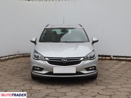 Opel Astra 2017 1.4 147 KM