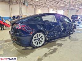 Tesla Model 3 2022