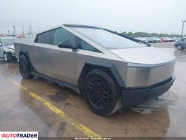Tesla Pozostałe - zobacz ofertę