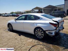 Lexus ES 2021 3