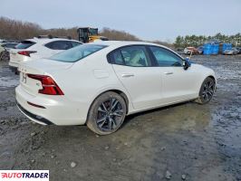 Volvo S60 2024 2