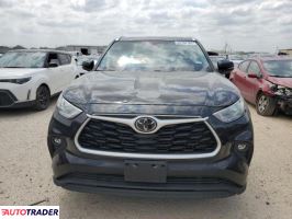 Toyota Highlander 2020 3