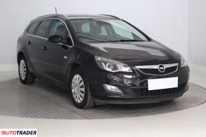 Opel Astra 2011 1.4 138 KM