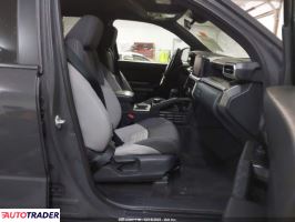 Toyota Tacoma 2025 2