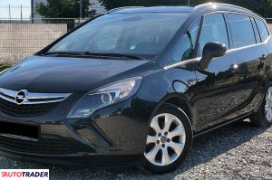 Opel Zafira 2014 1.4 140 KM