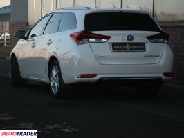 Toyota Auris 2015 1.8 99 KM