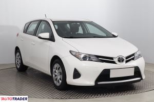 Toyota Auris 2015 1.3 97 KM