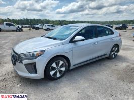 Hyundai IONIQ Hybrid 2019 1
