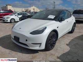 Tesla Model Y 2023