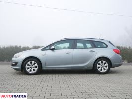 Opel Astra 2014 1.4 100 KM