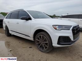 Audi Q7 2021 4