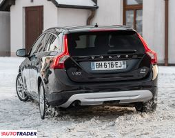 Volvo V60 2012 2.0 163 KM