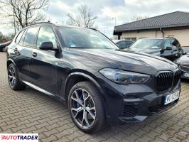 BMW X5 2021 4.4 530 KM