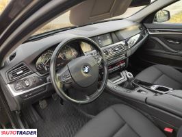 BMW 530 2011 3.0 245 KM