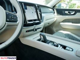 Volvo XC60 2021 2.0 197 KM Volvo XC60 2021 2.0 197 KM