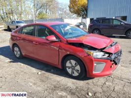 Hyundai IONIQ Hybrid 2019 1