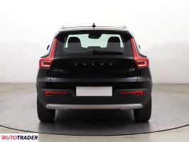 Volvo XC40 2019 2.0 147 KM