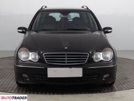 Mercedes C-klasa 2007 2.1 147 KM