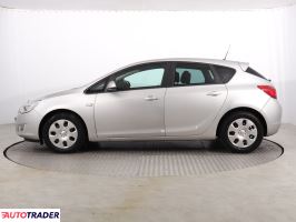 Opel Astra 2012 1.6 113 KM