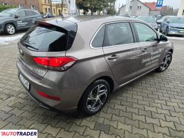 Hyundai i30 2023 1.0 120 KM