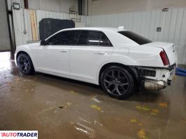 Chrysler 300C 2021 3