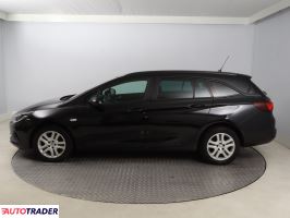 Opel Astra 2018 1.6 108 KM