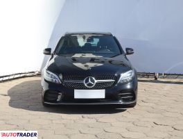 Mercedes C-klasa 2019 2.0 241 KM