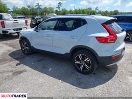 Volvo XC40 2024 2