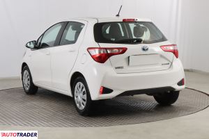 Toyota Yaris 2020 1.5 99 KM