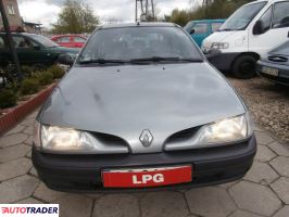 Renault Megane 1998 1.4 69 KM