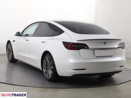 Tesla Model 3 2021 505 KM