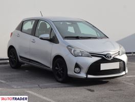 Toyota Yaris 2015 1.3 97 KM
