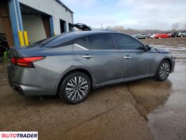 Nissan Altima 2024 2