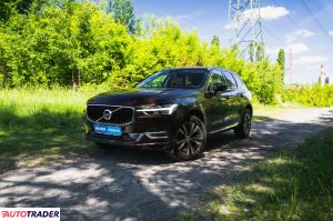 Volvo XC60 2019 2.0 194 KM