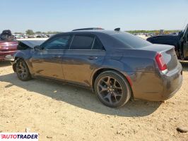 Chrysler 300C 2021 3